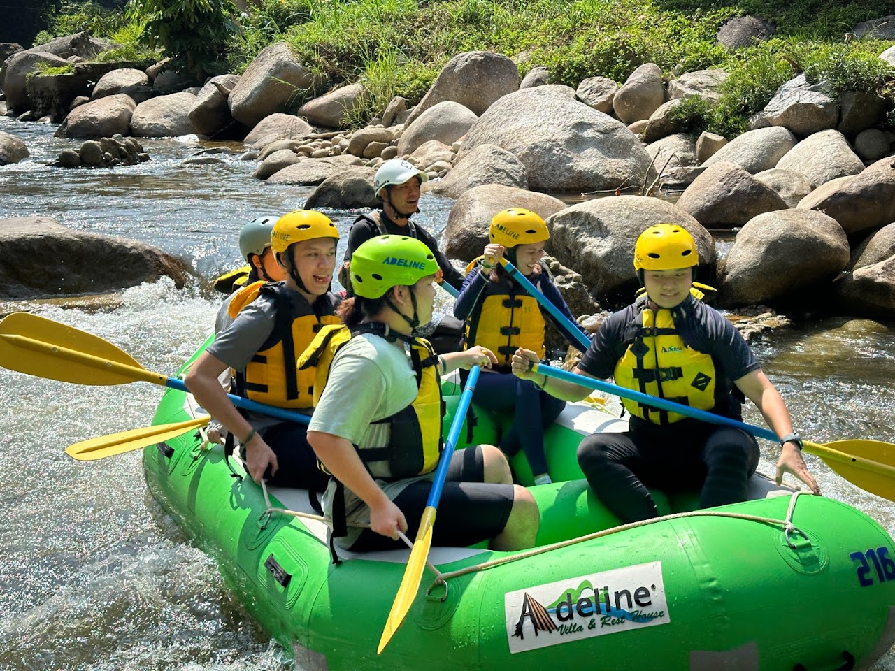 Crossurvive Sdn Bhd team building