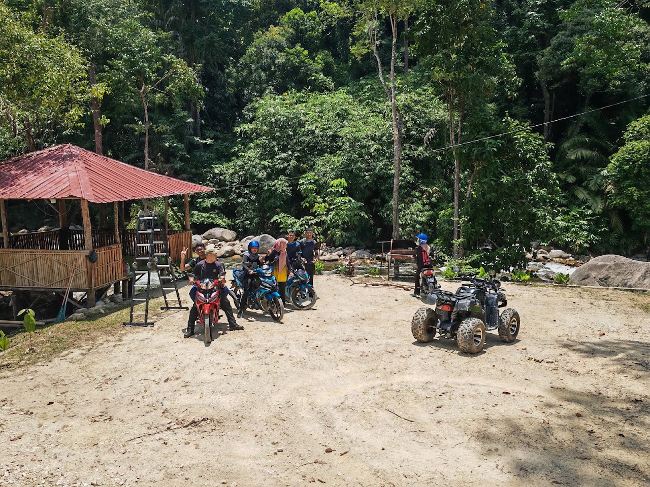 D'Embun Village Camp Site Gopeng photo 1