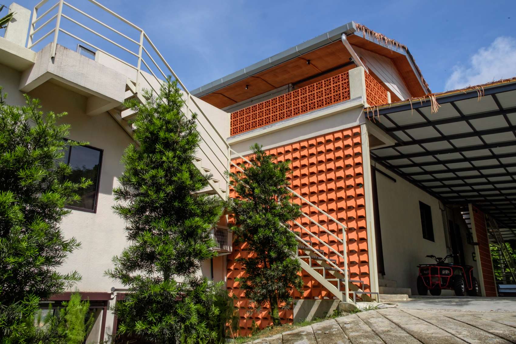 HillCrest Dawn by PLAY 垚 photo 5