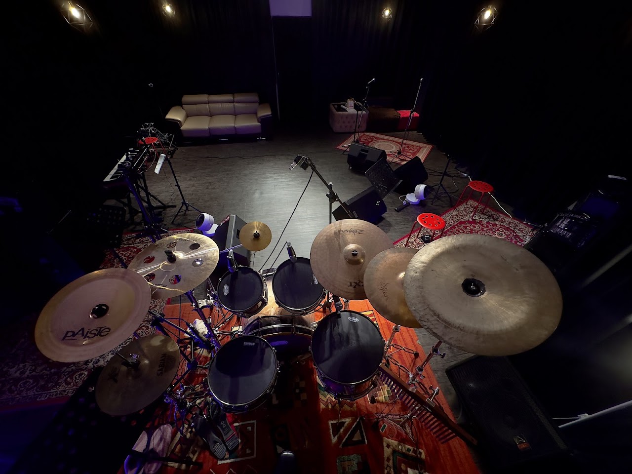 KYRIESON STUDIOS (rehearsal,jamming,recording) photo 1