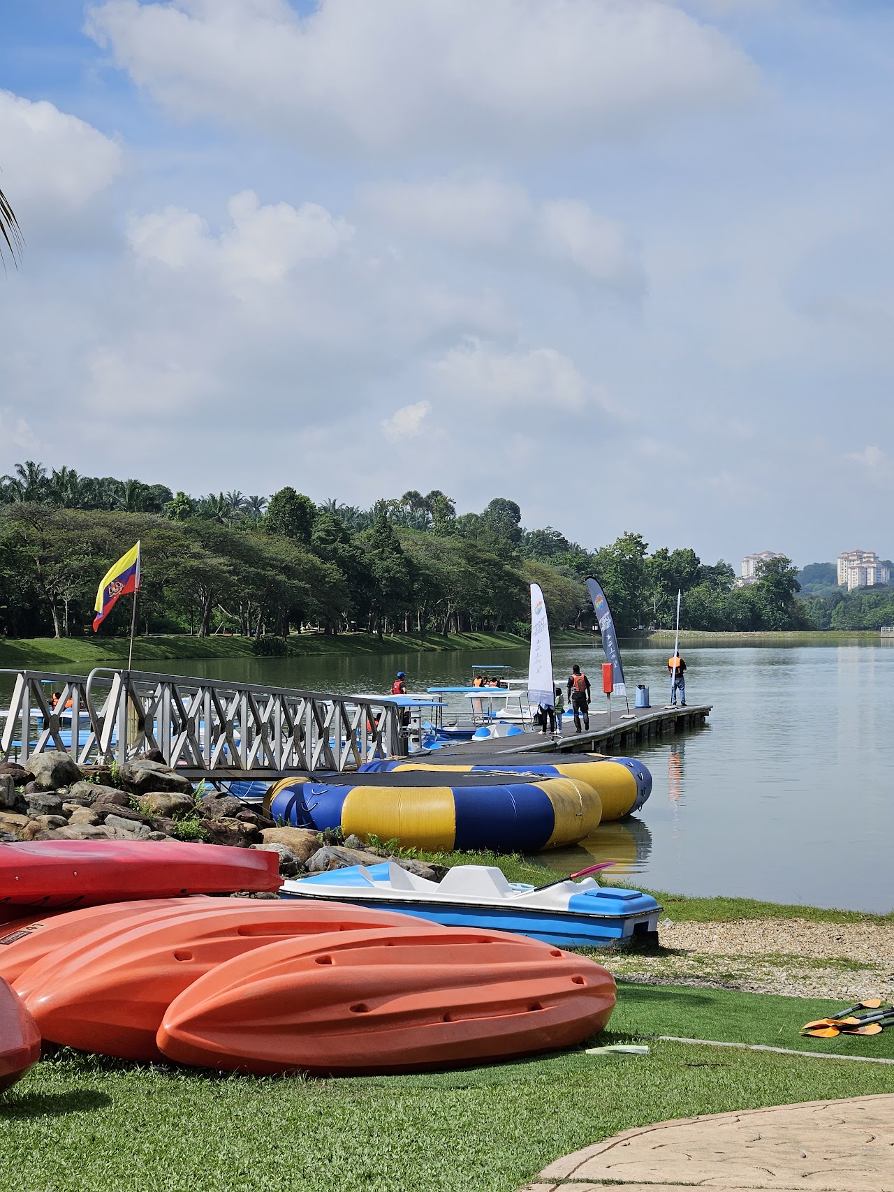 Pusat Rekreasi Air / Lake Recreation Centre, Putrajaya photo 5