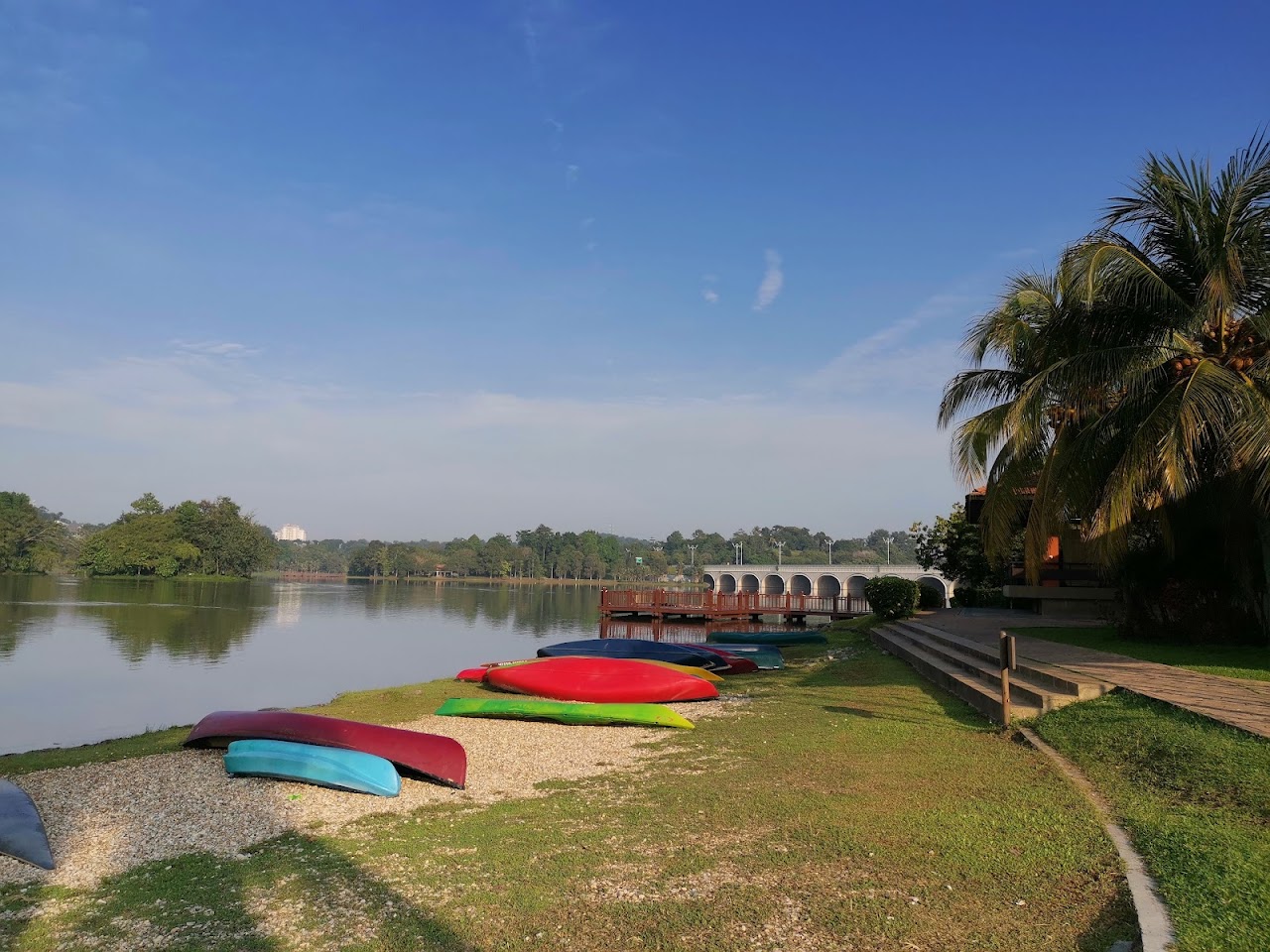 Pusat Rekreasi Air / Lake Recreation Centre, Putrajaya photo 3